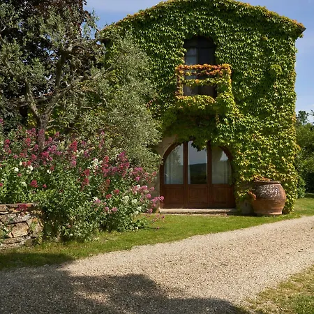 Restored Barn In The Tuscan Hills