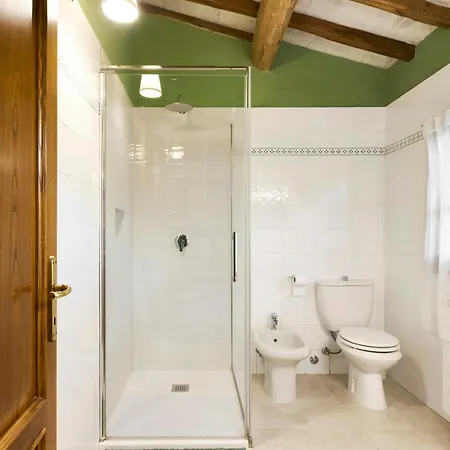 Restored Barn In The Tuscan Hills בית נופש